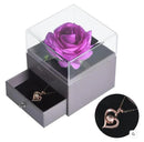 Colar Eu Te Amo em 100 Idiomas + Caixa com Rosa Eterna de BRINDE